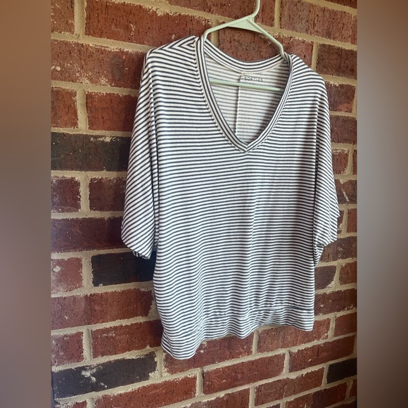 Softies Navy Stripe Oversized Lounge Tee Size Medium - Picture 3 of 9